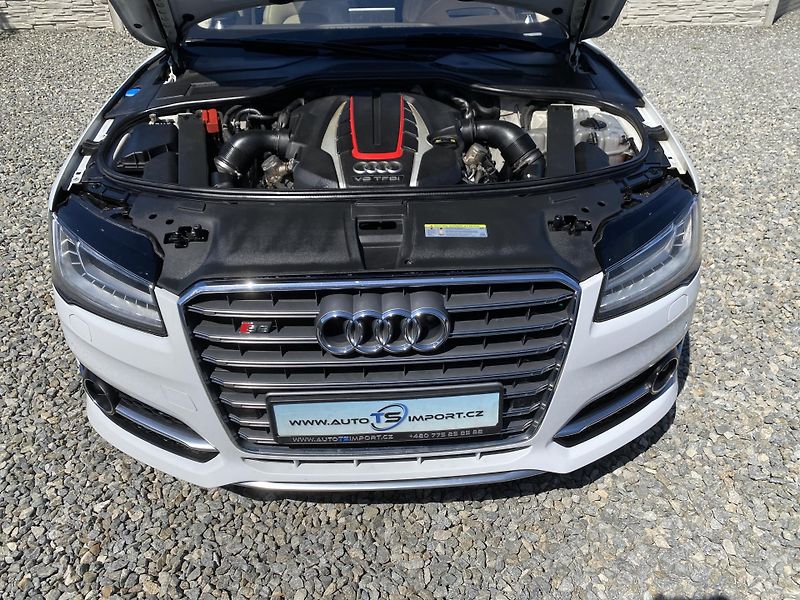 Audi A8 S8 4.0i V8 520PS CZ DPH EXTRA! - fotka 83 z 176