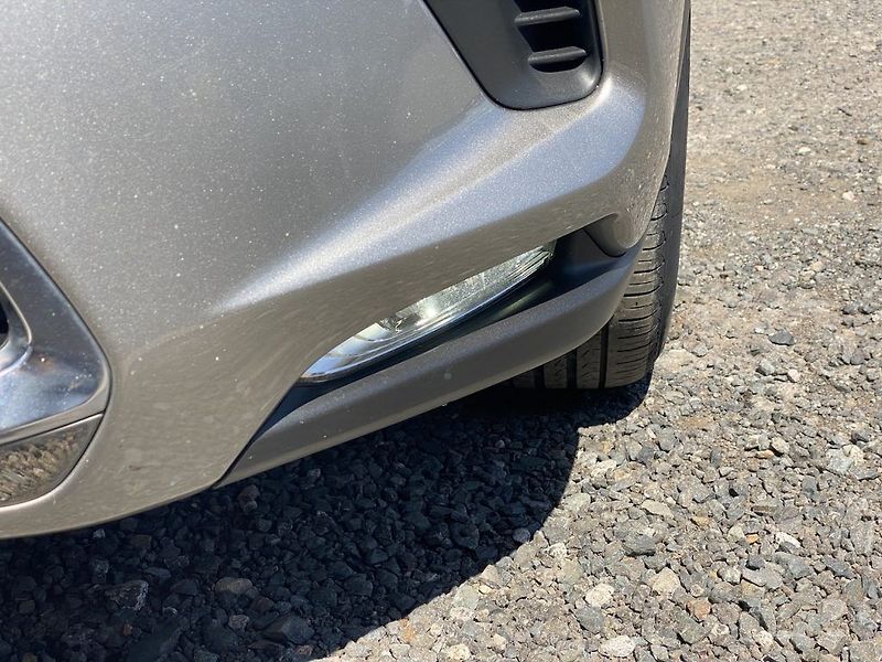Lexus NX 300h 2.5HSD, ČR-2m, Limited, 4x4 - fotka 9 z 31