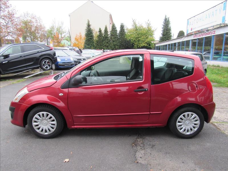 Citroën C2 1,1 i 44kW - fotka 7 z 25