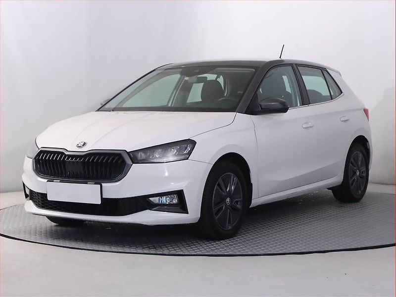 Škoda Fabia (2023) 1.0 TSI, Serv.kniha, Tempomat - fotka 2 z 22