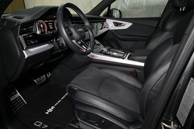 Audi Q7 3.0TDI 210kW S-Line 7míst Weba - fotka 12 z 42