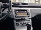 Volkswagen Passat 2,0 TDi 103kW KAMERA NAVI +ZIM - náhled 23