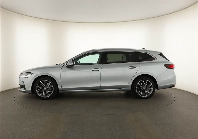 Škoda Superb (2025) 2.0 TDI - fotka 3 z 20