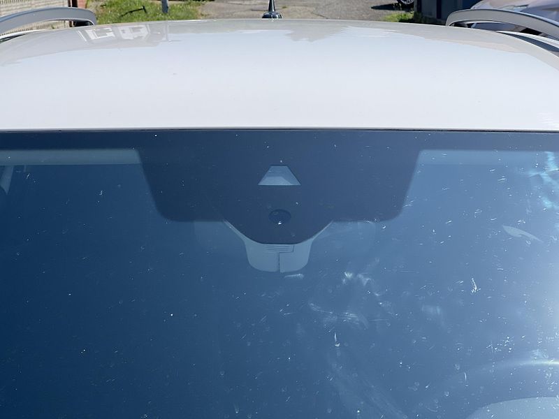 Škoda Kamiq 1.0TSi 81kw KAMERA TAŽNÉ ALU - fotka 39 z 46