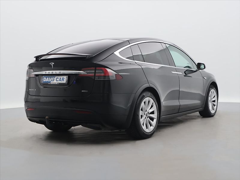 Tesla Model X 90D 386kW Tažné SoH 83,4% - fotka 7 z 32