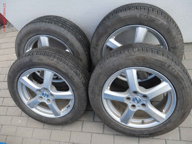 Nissan Qashqai (2009) 2.0dCi 4x4, AC, temp - fotka 19 z 19
