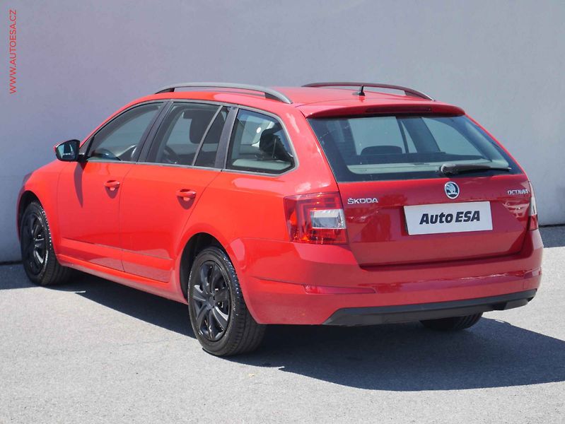 Škoda Octavia (2014) 1.6TDi, Ambition Fresh - fotka 6 z 19