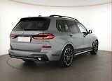 BMW X7 (2025) xDrive40d - náhled 4