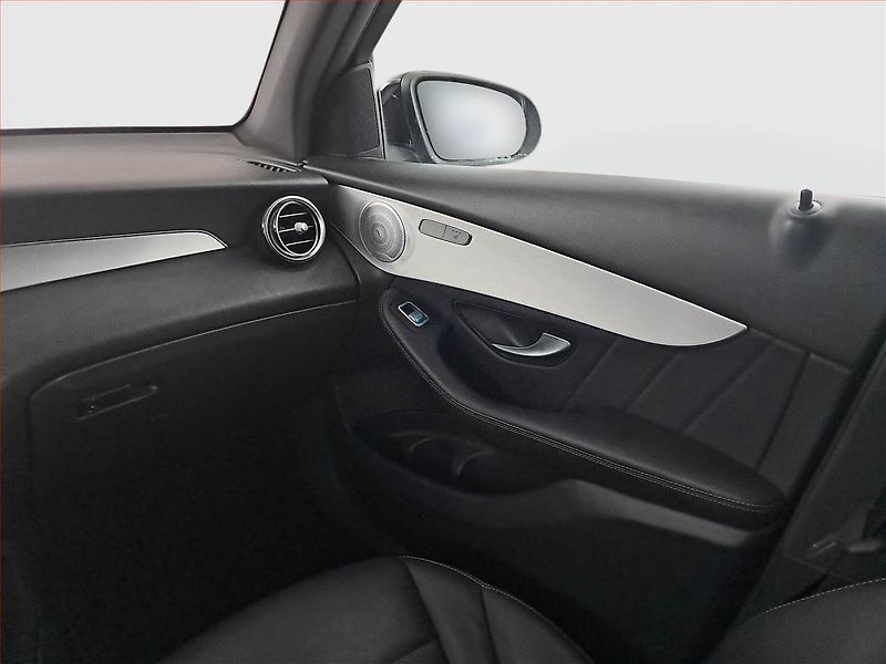 Mercedes-Benz GLC (2019) 350 d 4MATIC - fotka 8 z 21