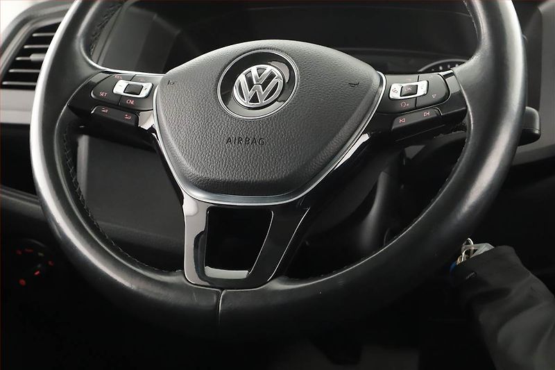 Volkswagen Multivan (2018) 2.0 TDI - fotka 15 z 18