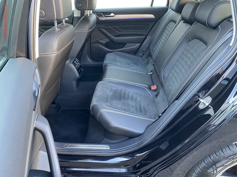 Volkswagen Passat (2023) 2.0 TDi, Elegance, DSG, TZ, - fotka 10 z 21