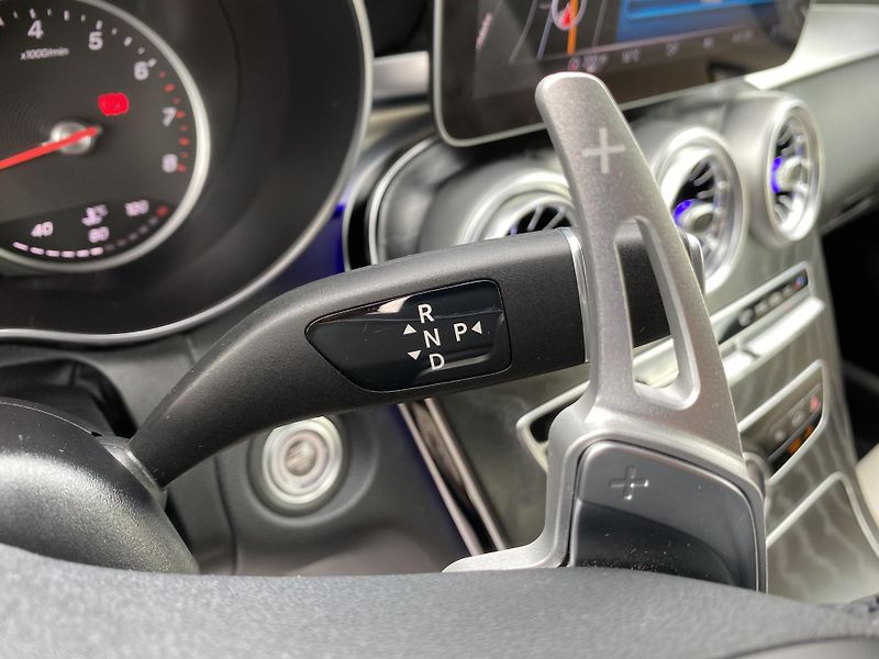 Mercedes-Benz Třídy C C 400 COUPE 4MATIC 51.000KM - fotka 141 z 149