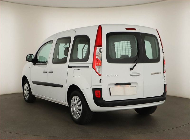 Renault Kangoo (2021) Zen 1.5 dCi, 5Míst, ČR, 1Maj - fotka 4 z 12