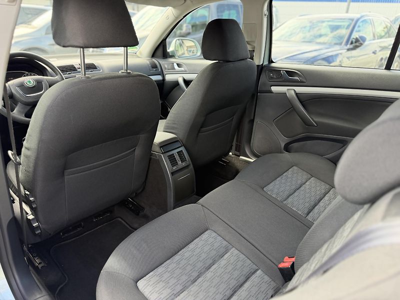 Škoda Octavia 1.2 Tsi, 77kw, WEBASTO - fotka 5 z 10
