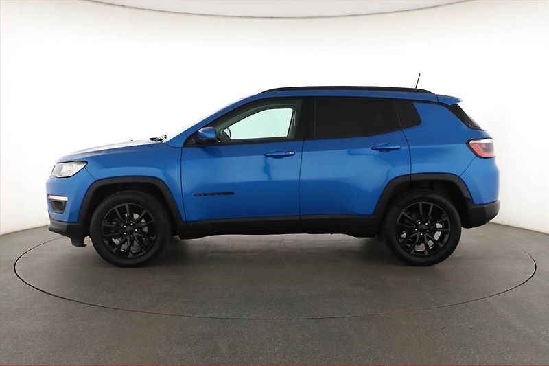 Jeep Compass (2020) 1.3 T-GDI, Kůže, Tempomat - fotka 3 z 19