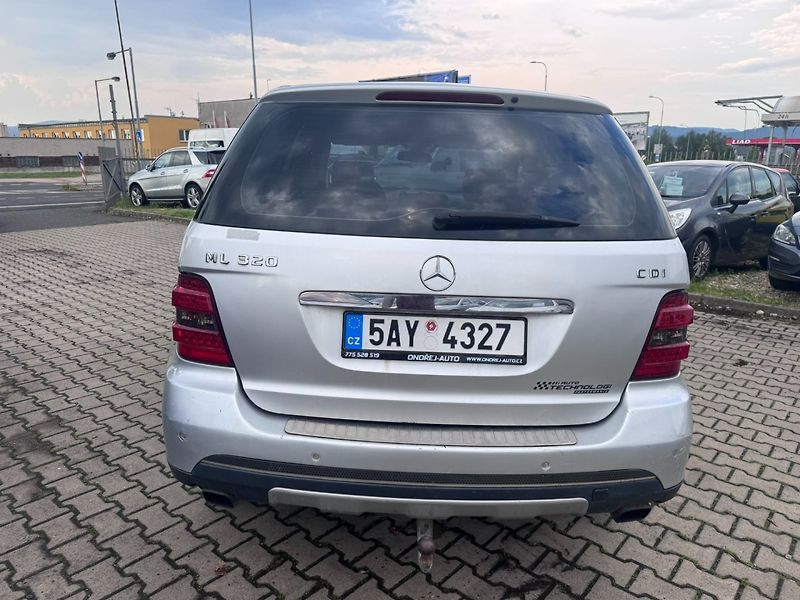 Mercedes-Benz Třídy M (2005) 320 3,0CDI 165KW JINÝ MOTOR - fotka 5 z 39