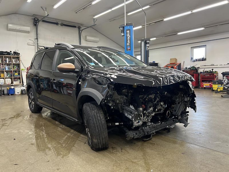 Dacia Jogger Extreme+ 1.0i 74 kW - fotka 1 z 18