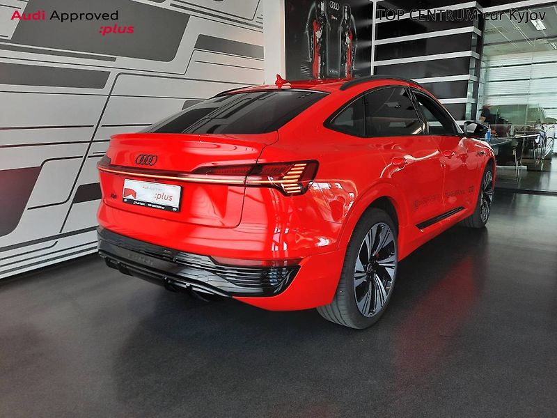 Audi Q8 e-tron (2023) Sportback 55 quattro (300kW/40 - fotka 2 z 29