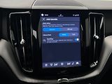 Volvo XC60 B4 AWD R-DESIGN AUT CZ - náhled 32