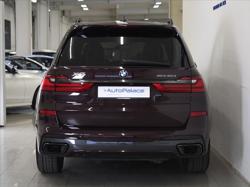 BMW X7 3,0 40xD M-paket B&W 6-míst ČR - fotka 4 z 51