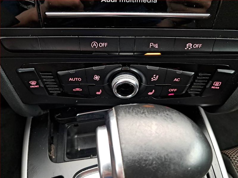 Audi A4 Allroad (2012) 2.0 TDI, 4X4, Automat - fotka 18 z 20