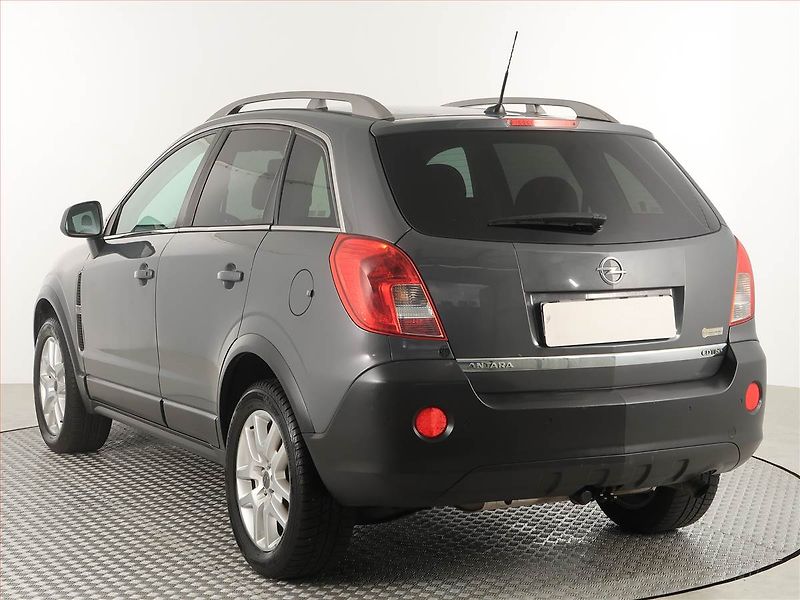 Opel Antara (2012) 2.2 CDTI, 4X4, Automat, Navi - fotka 4 z 20