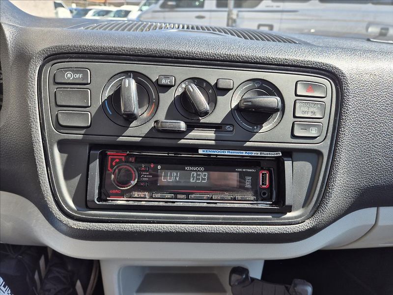 Seat Mii 1,0 i Klima Navi ESP - fotka 20 z 26