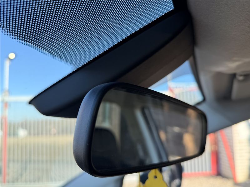 Mazda 5 2,0 CD110 7MÍST TAŽNÉ 81kW - fotka 15 z 25