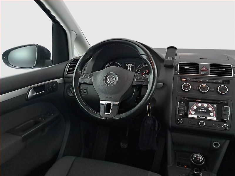 Volkswagen Touran (2015) 1.6 TDI, Navi, Tempomat - fotka 7 z 19