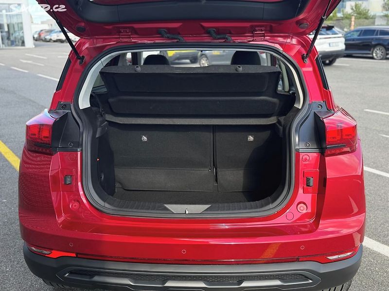 BAIC X35 ALL IN 1,5T 100 kW - fotka 8 z 16