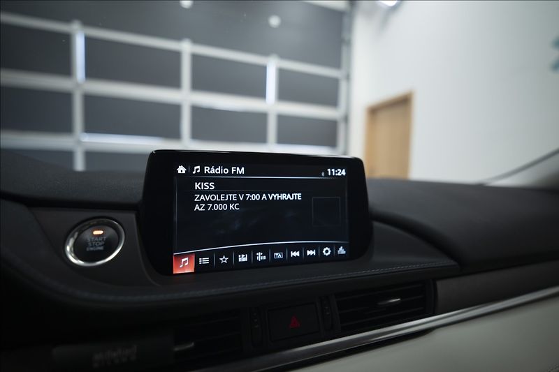 Mazda 6 2,5 SKYACTIV-G AT NAVI KŮŽE ČR - fotka 33 z 44