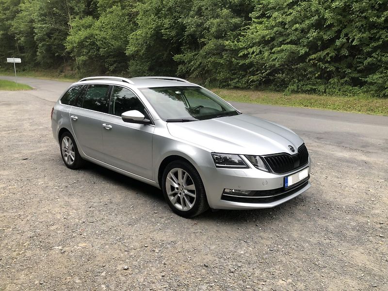 Škoda Octavia (2020) COMBI 1.5 TSI DSG STYLE 2020 - fotka 3 z 17