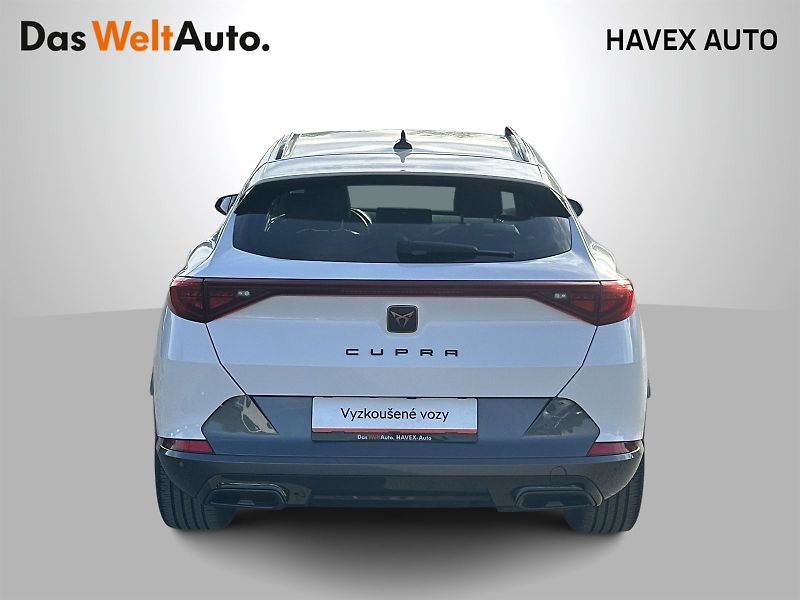 Cupra Formentor (2024) 1.5 TSI DSG - fotka 28 z 31