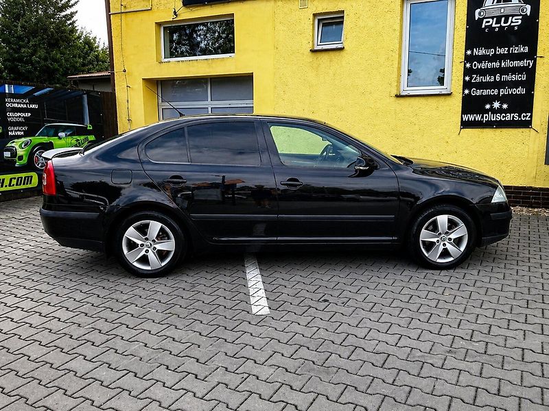 Škoda Octavia 2,0TDi (103kW)*STK DO 8/2028* - fotka 5 z 14