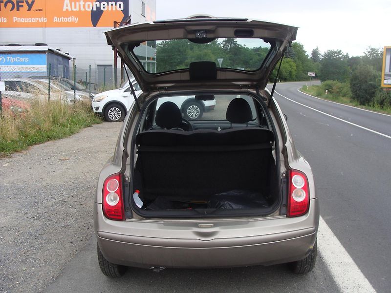 Nissan Micra 1.2i, 48 kW, LPG, klimatizace - fotka 11 z 20