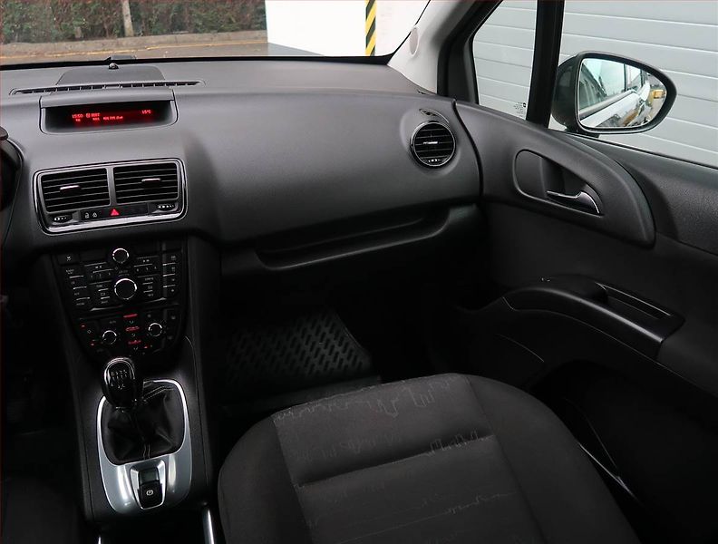 Opel Meriva (2015) 1.4 i, ČR,1.maj, Serv.kniha - fotka 8 z 17