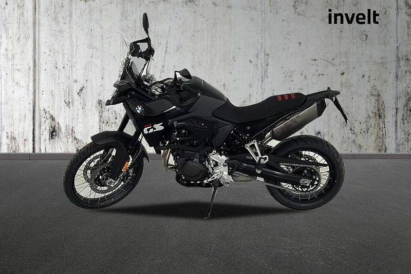 BMW F 900 GS - fotka 2 z 13