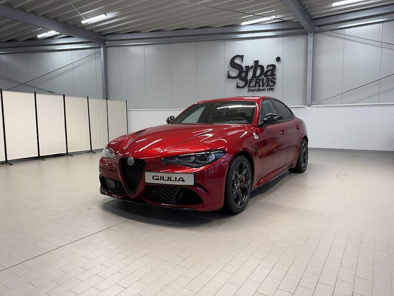 Alfa Romeo Giulia (2026) Quadrifoglio 2.9 V6 BiTurbo 52 - fotografie inzerátu