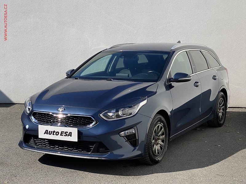 Kia Ceed (2018) 1.6 CRDi, ČR, Exclusive, AT - fotka 3 z 18