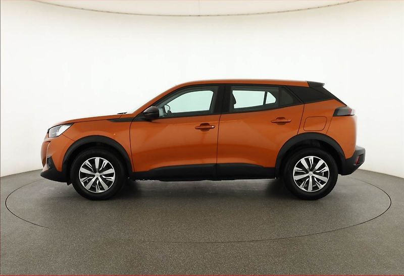 Peugeot 2008 (2022) 1.2 PureTech, Tempomat - fotka 3 z 15