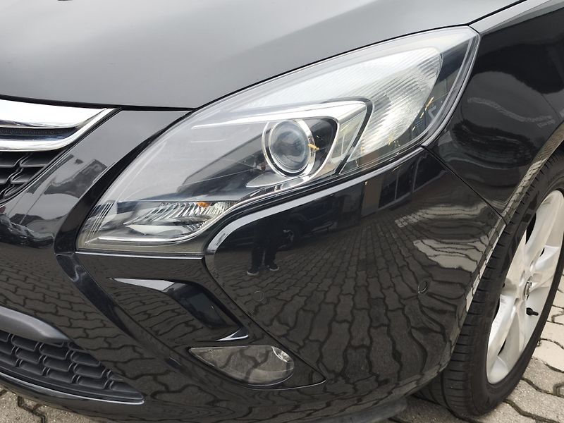 Opel Zafira 2012 ČR 1.4T 103kW  - fotka 20 z 34