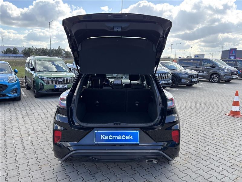 Ford Puma 1,0 EcoBoost Mhev 92kW ST-Line - fotka 10 z 32
