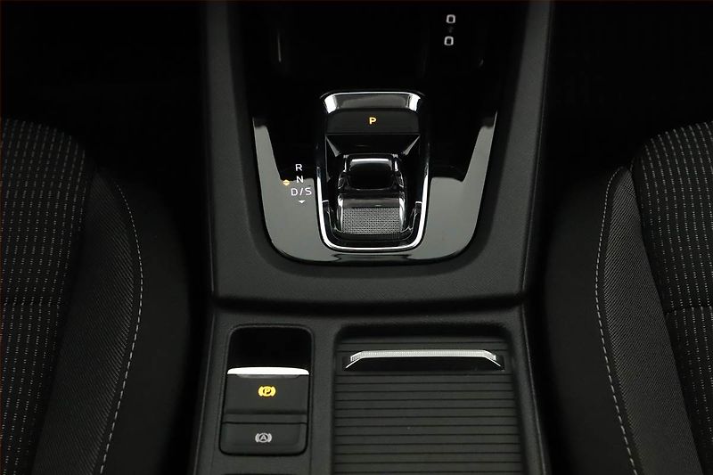 Škoda Octavia (2023) 1.5 TSI e-tec - fotka 12 z 16