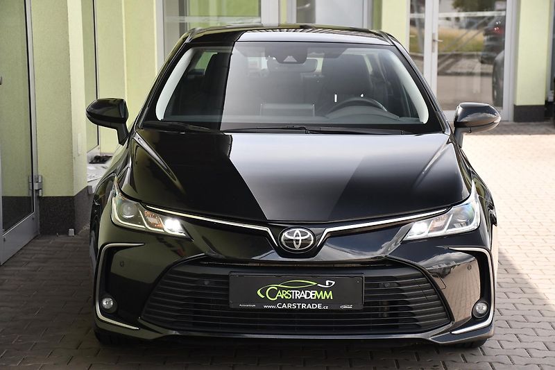 Toyota Corolla 1.5VVT-i 1M 2xKOLA  - fotka 9 z 36