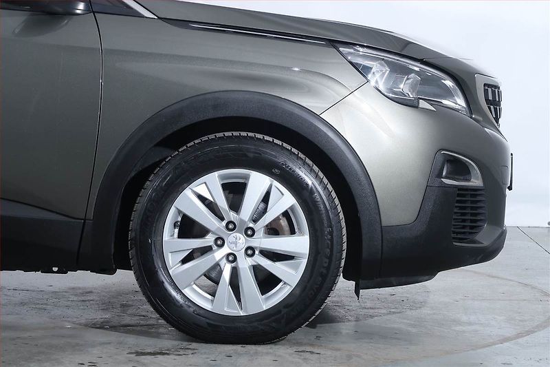 Peugeot 3008 (2017) 1.2 PureTech, Automat - fotka 15 z 23