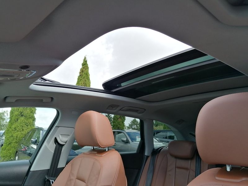 Audi A4 (2022) 2.0 35 TDi 120 kW,Pano,Kůže - fotka 11 z 35