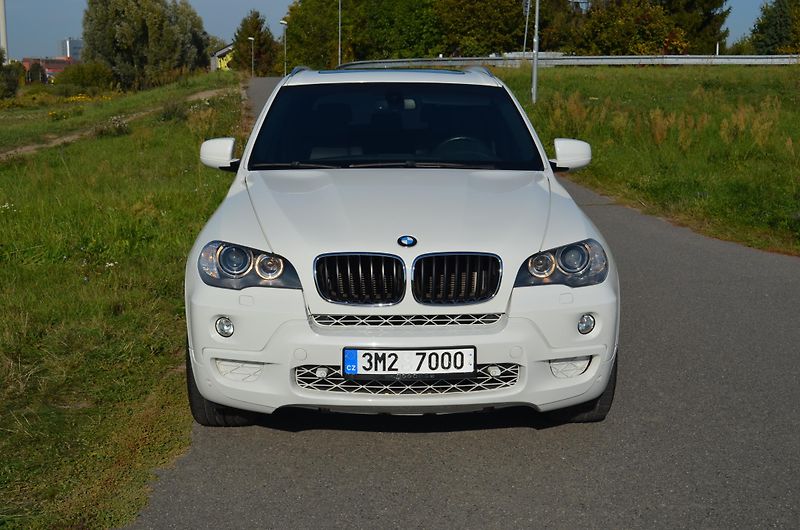 BMW X5 (2007) 3,0 D (M57) 173kW, 4x4, M pack - fotka 2 z 46