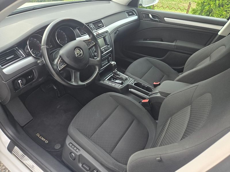 Škoda Superb (2015) 2.0 TDI DSG,Rozvody,TOP - fotka 8 z 24