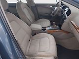 Audi A4 (2011) 2.0 TDI, Xenony, Tempomat - náhled 9