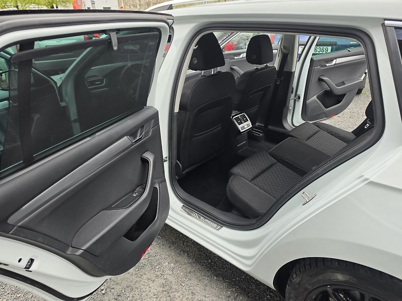 Škoda Superb 2.0 TDI DSG Led Kei TZ Canton  - fotka 9 z 24